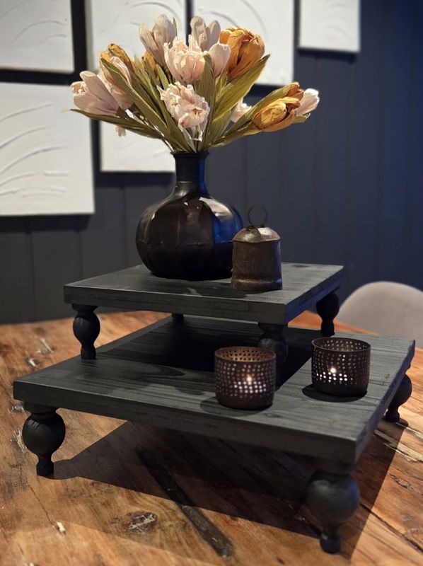 Stort pidestallbord svart Tanya