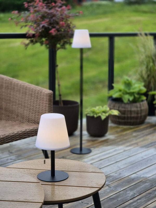 Bordlampe utendørs